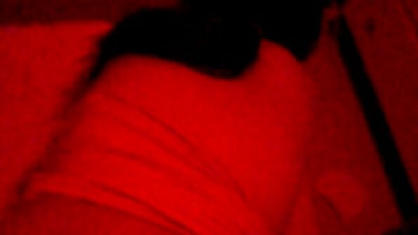 Бріана Бенкс порно відео нд одягнена, щоб трахатися в секс-відео в нижній білизні